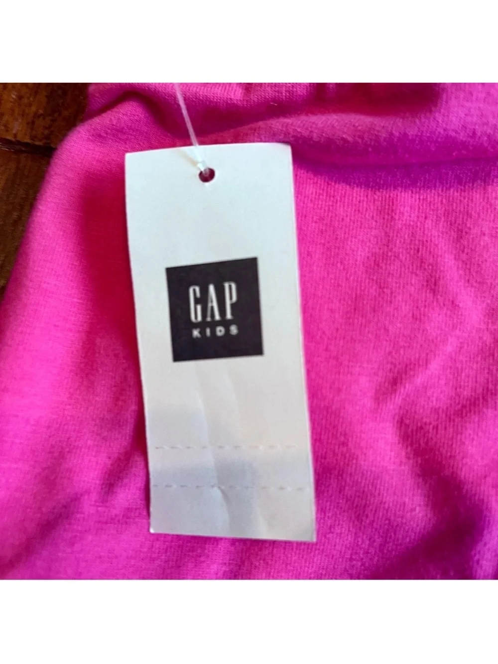 GAP vibrant hot